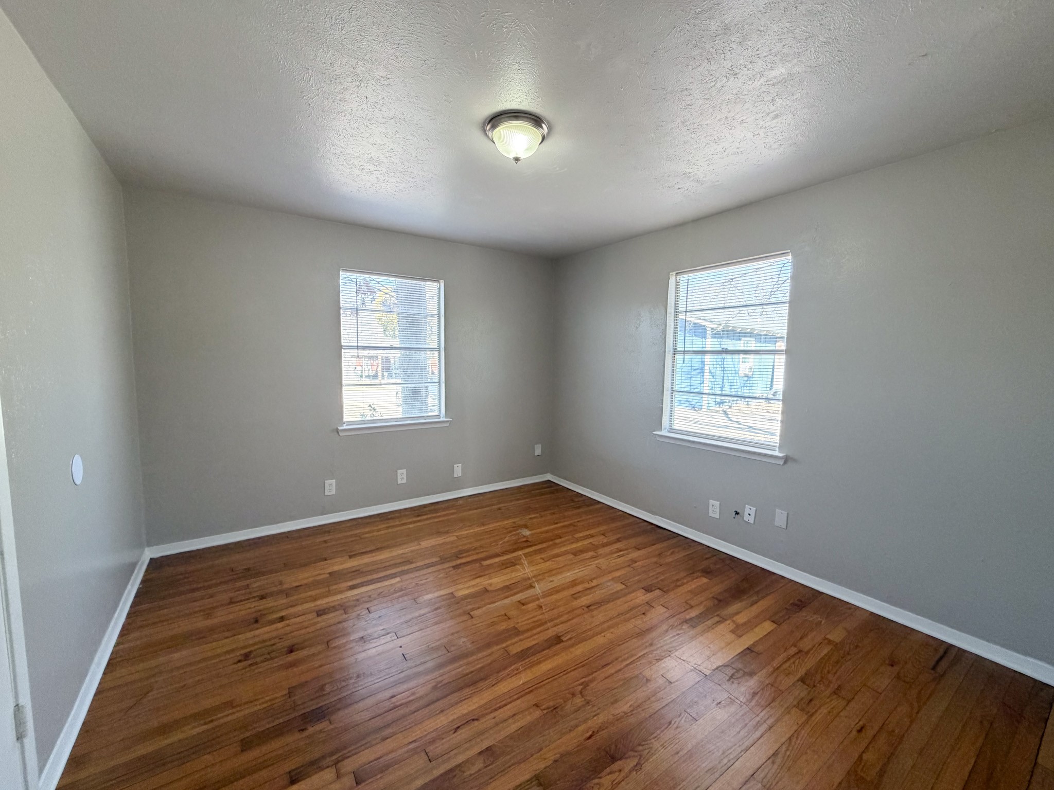 410 N Flat Street Waxahachie TX 75165