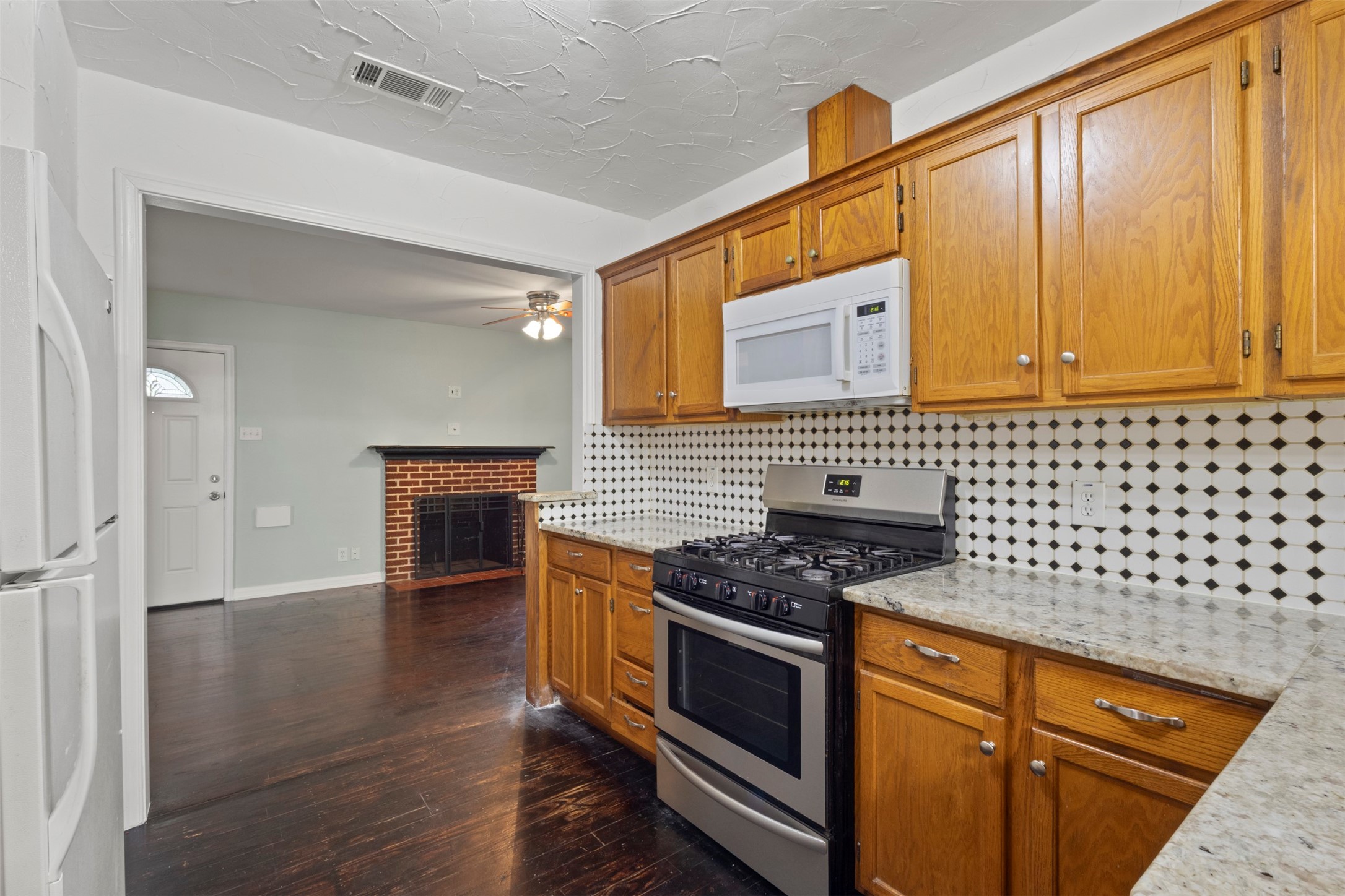 1310 Michigan Avenue Dallas TX 75216