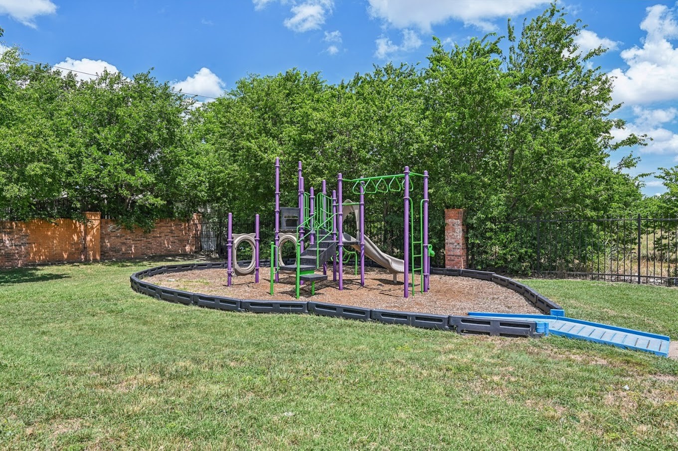 700 Timber Oaks Lane Grand Prairie TX 75051
