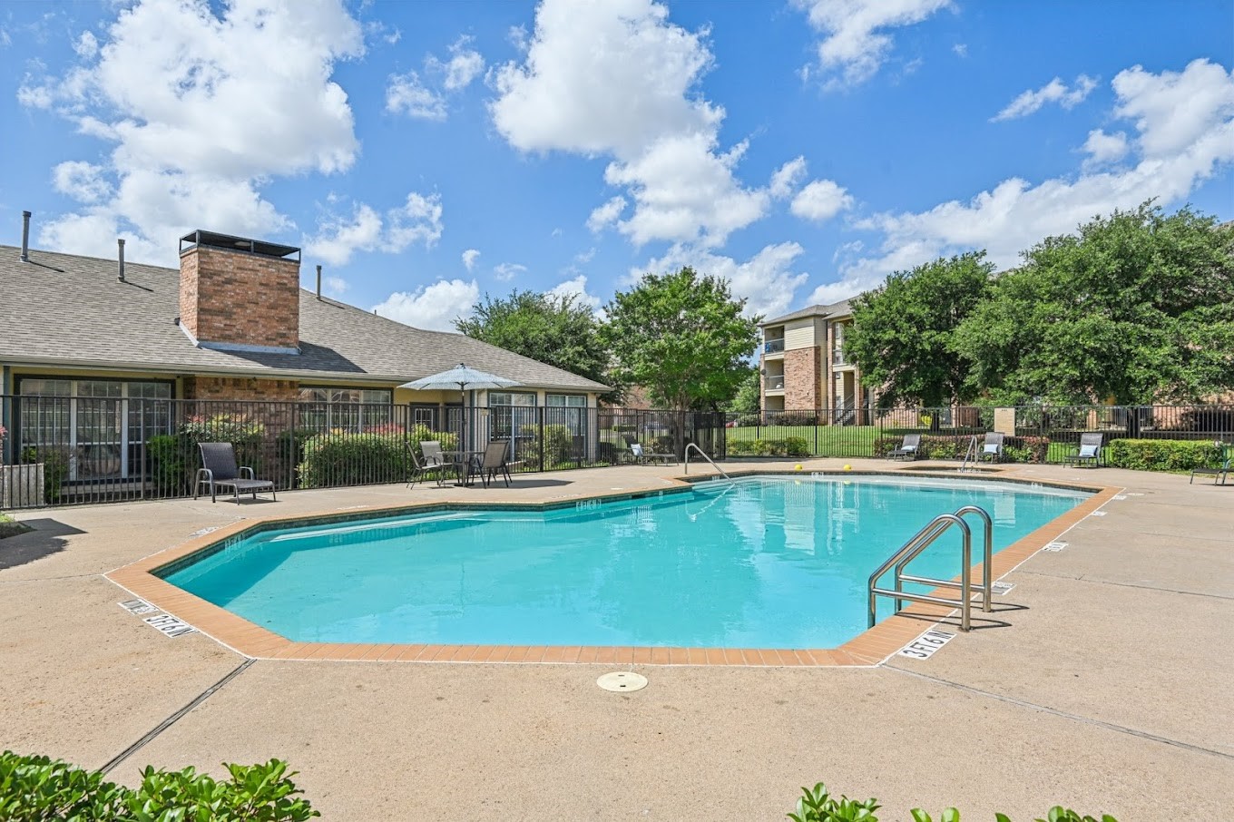 700 Timber Oaks Lane Grand Prairie TX 75051