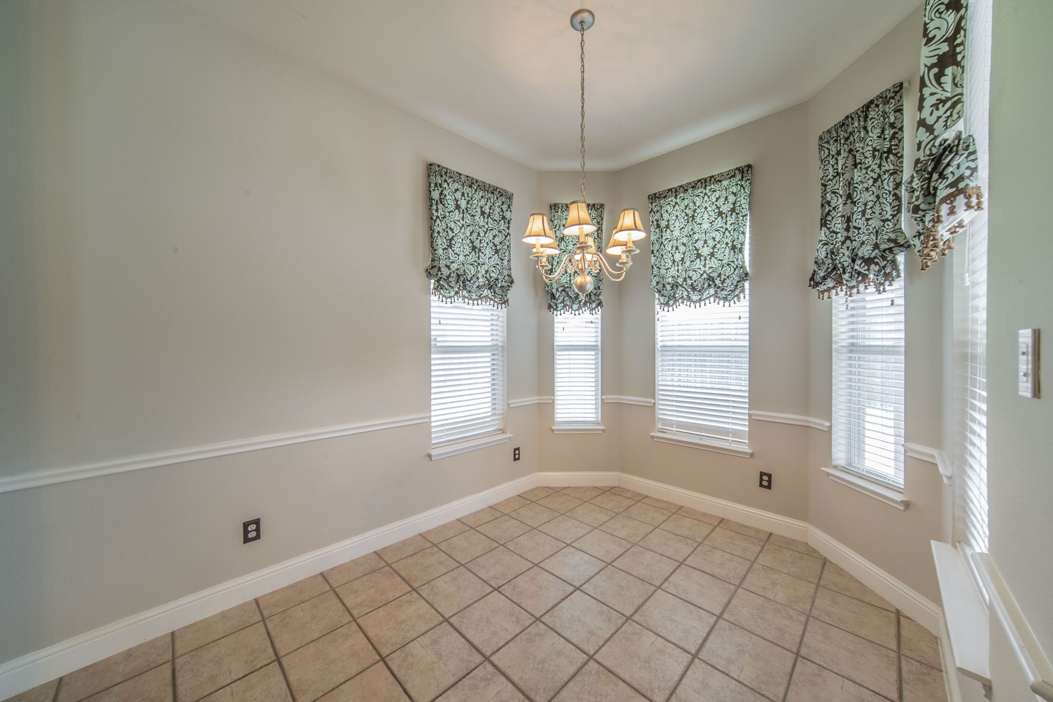 8249 Fall Crest Drive Fort Worth TX 76053