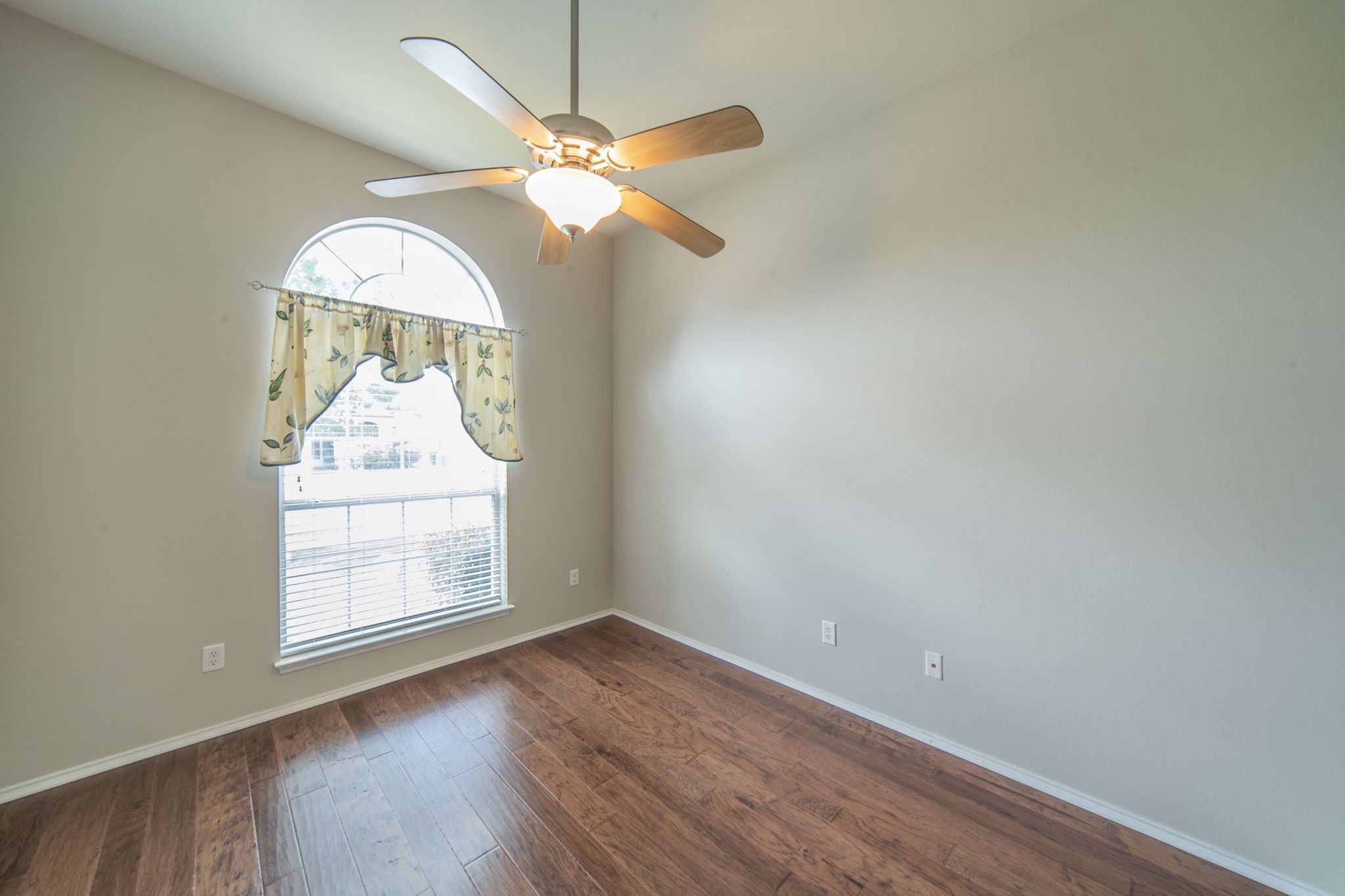 8249 Fall Crest Drive Fort Worth TX 76053