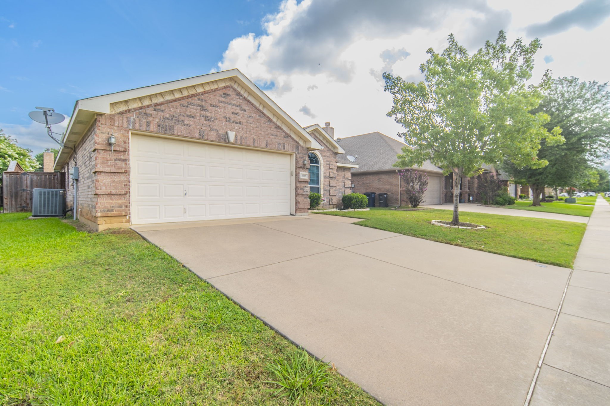 8249 Fall Crest Drive Fort Worth TX 76053