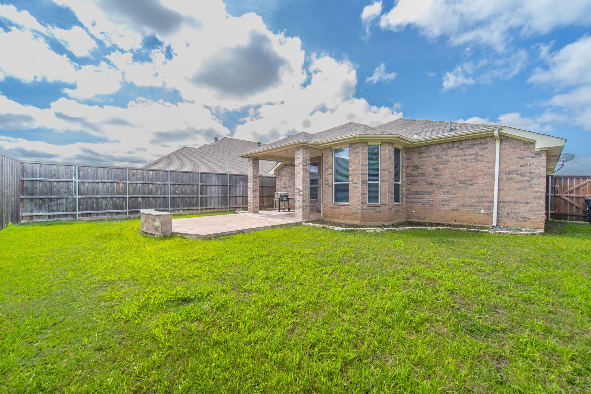 8249 Fall Crest Drive Fort Worth TX 76053