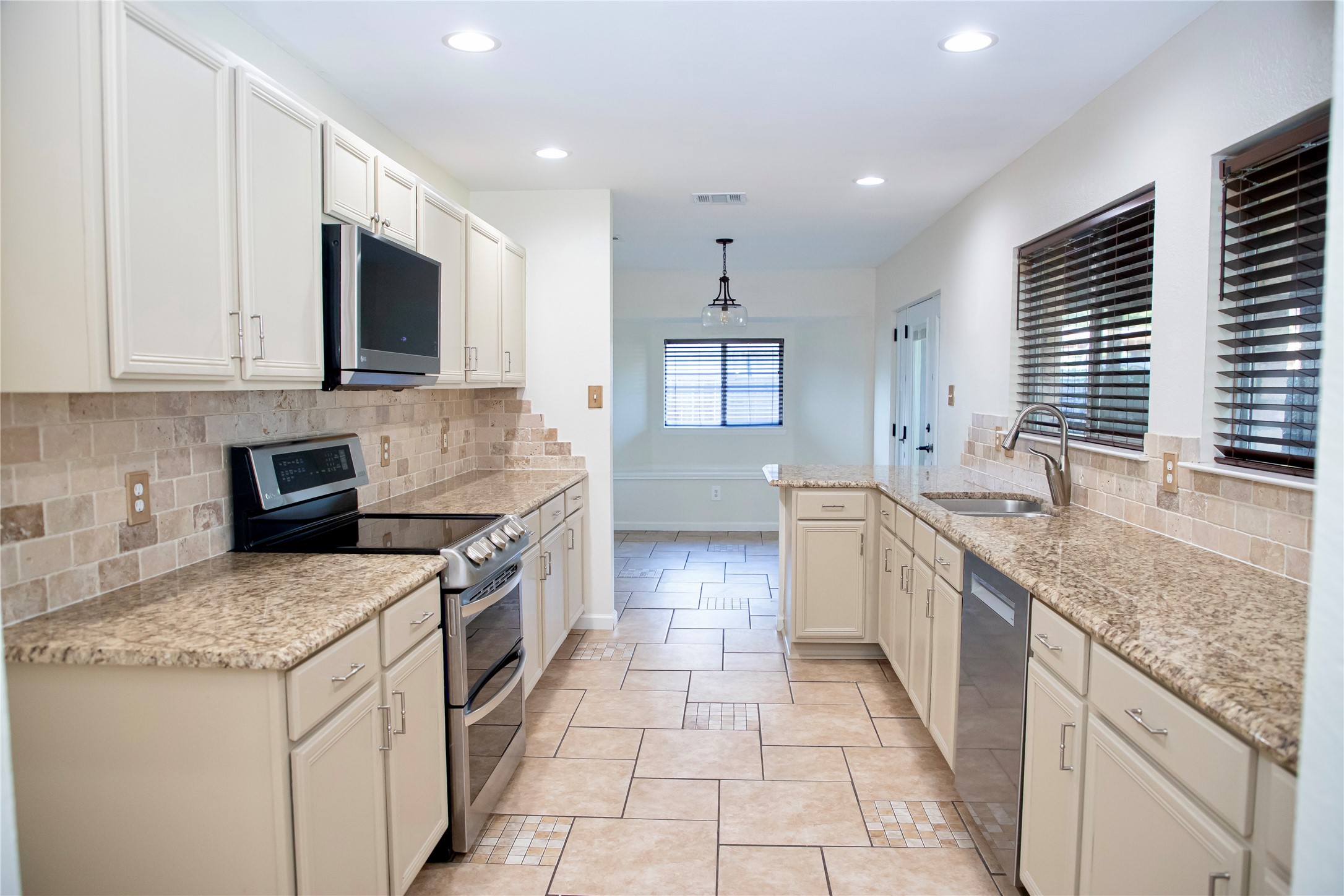 2201 Driskell Lane Corinth TX 76210
