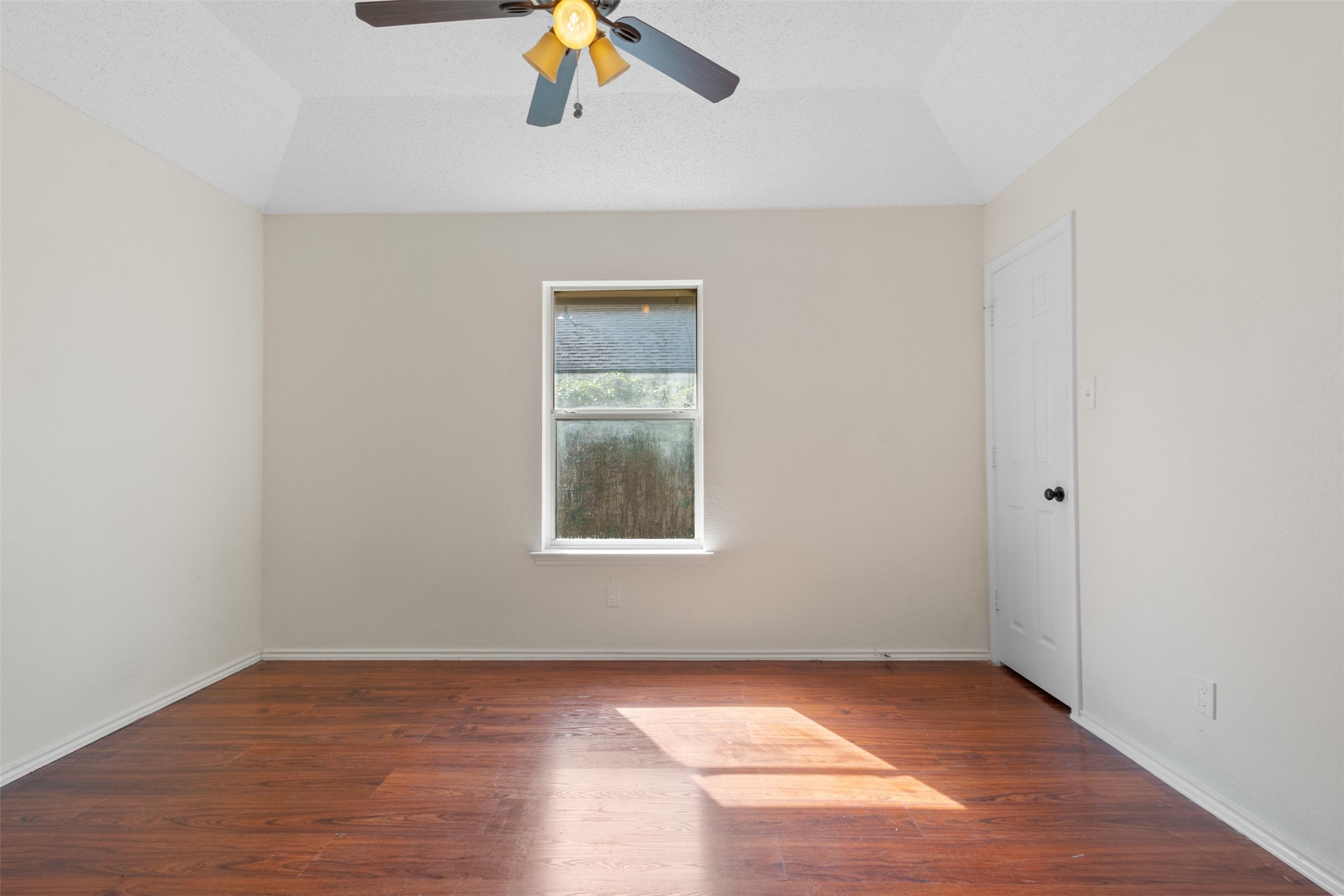 217 N Bugle Drive Fort Worth TX 76108