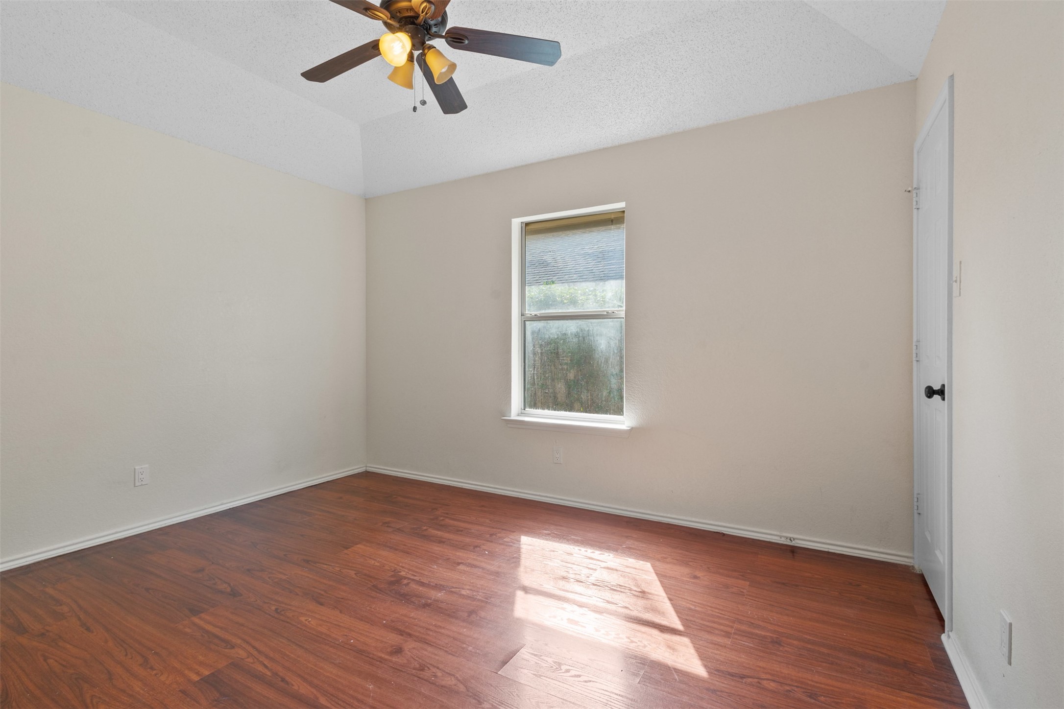217 N Bugle Drive Fort Worth TX 76108