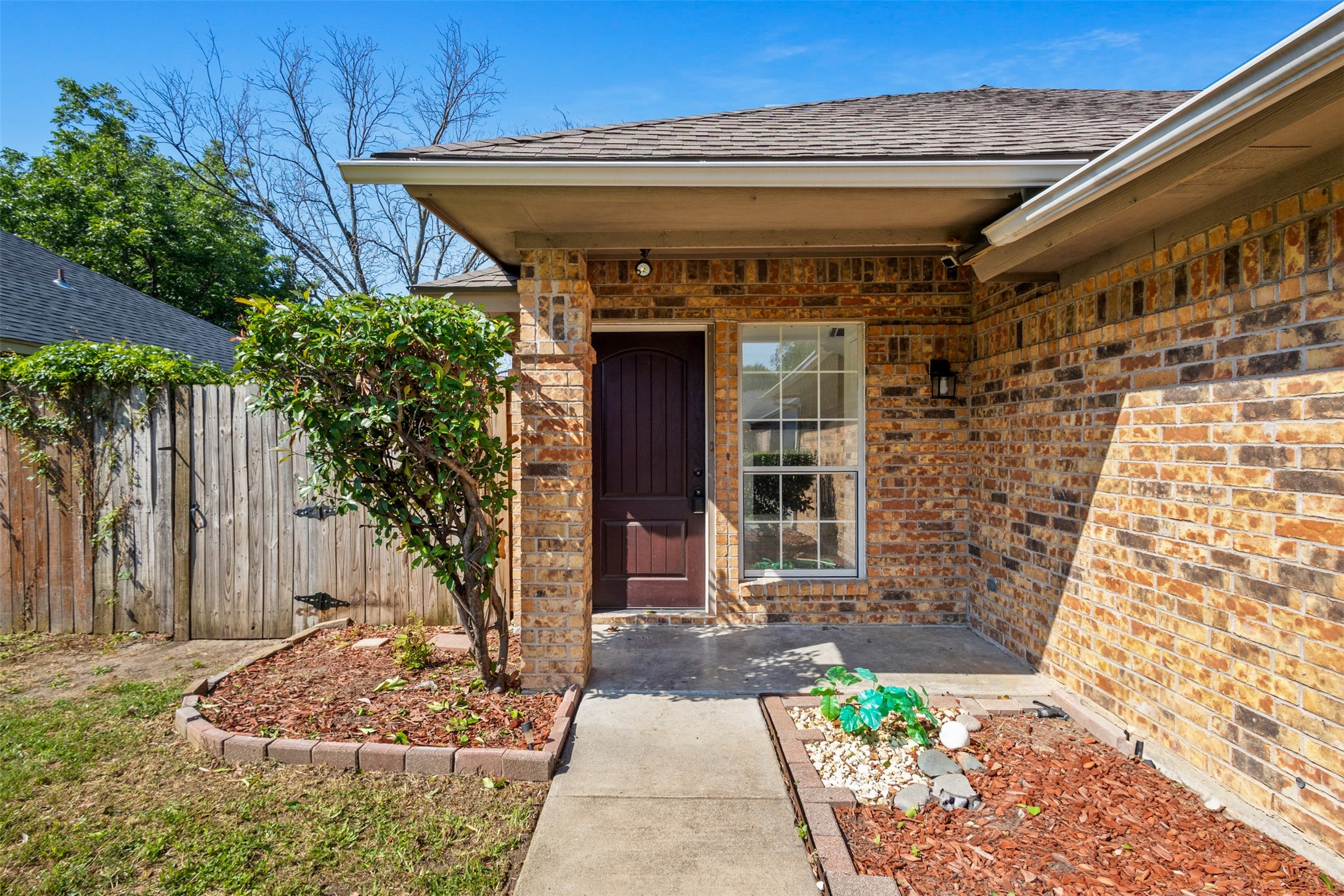 217 N Bugle Drive Fort Worth TX 76108