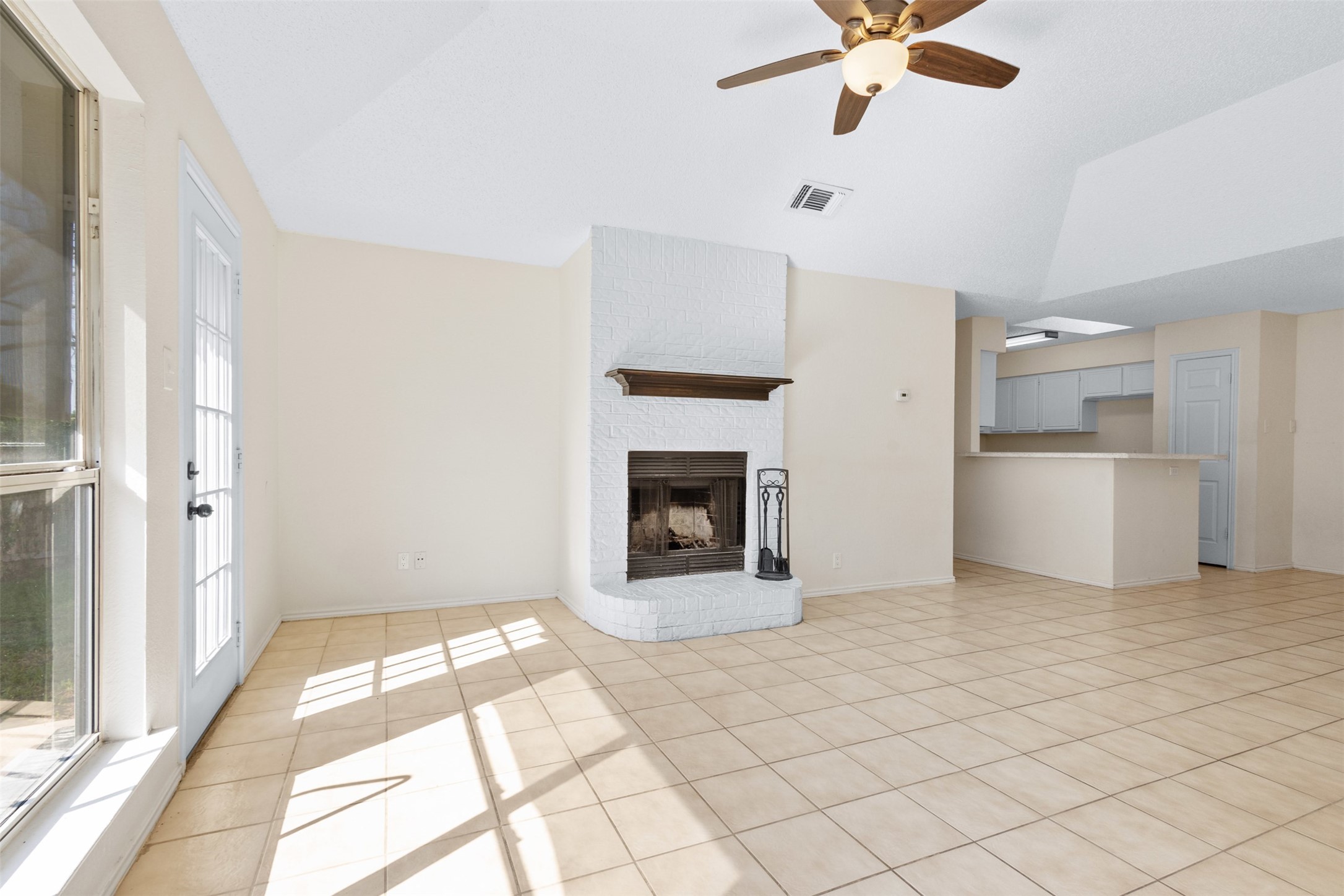 217 N Bugle Drive Fort Worth TX 76108