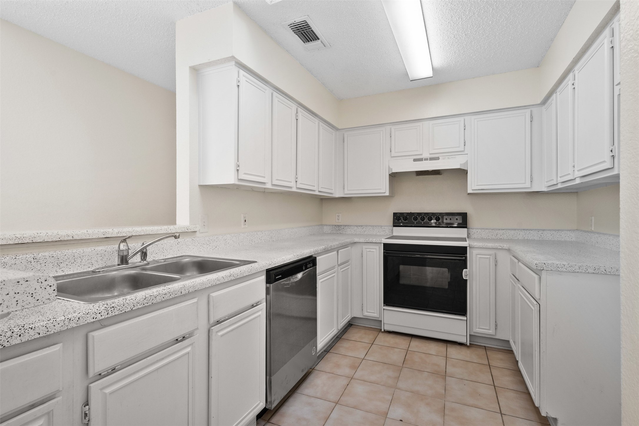 217 N Bugle Drive Fort Worth TX 76108
