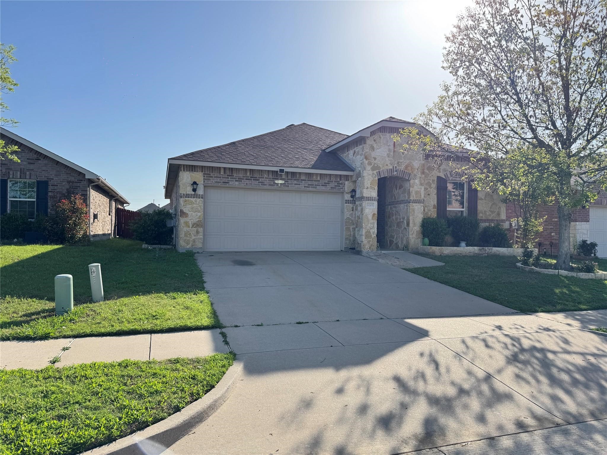 9005 Cloudveil Drive Arlington TX 76002