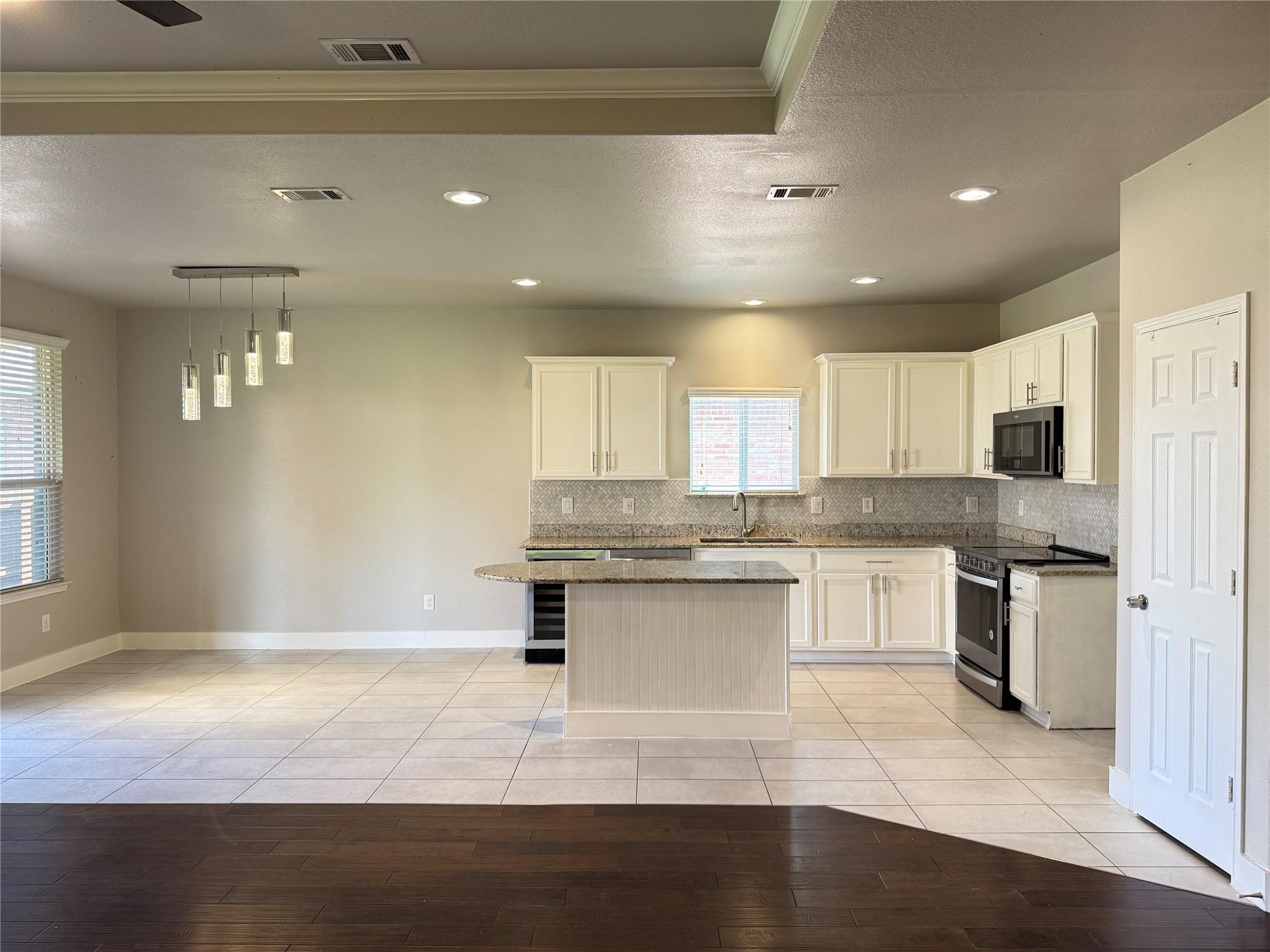 9005 Cloudveil Drive Arlington TX 76002