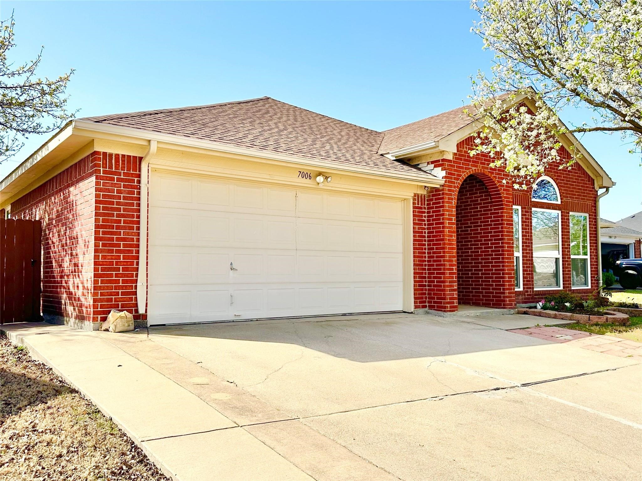 7006 Pickford Court Arlington TX 76001