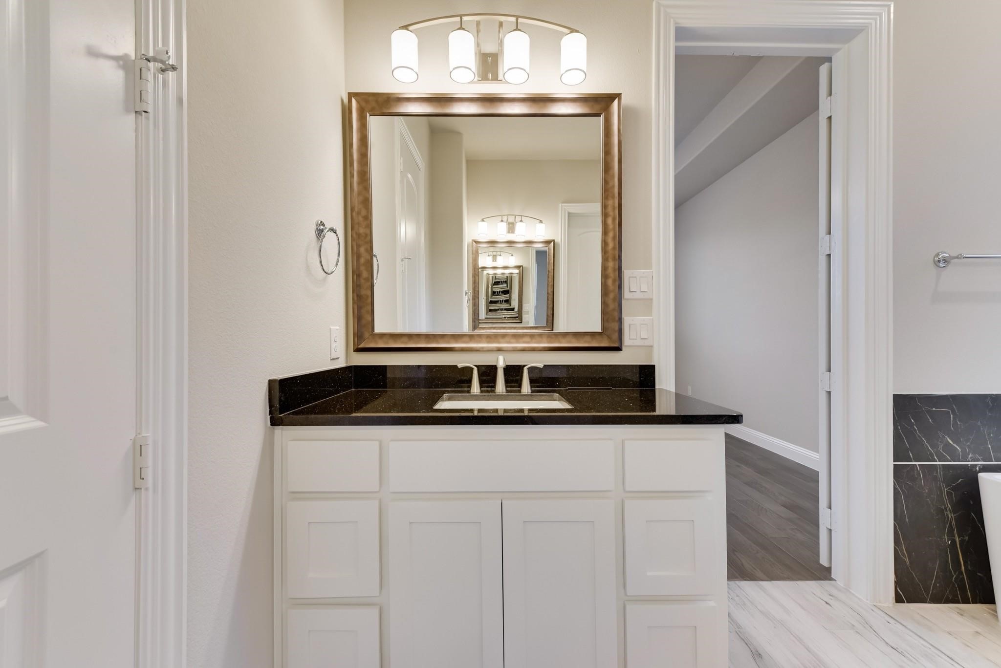4044 Crowe Lane Mckinney TX 75071