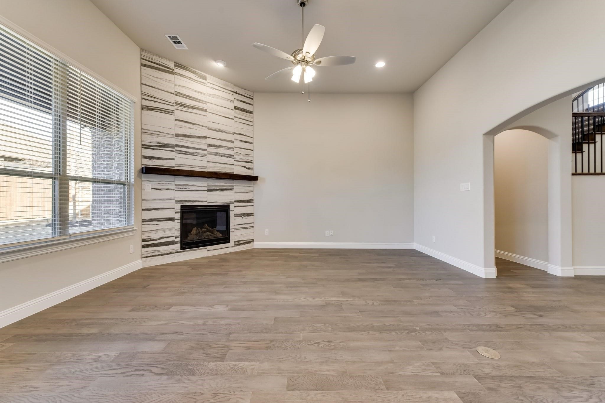 4044 Crowe Lane Mckinney TX 75071