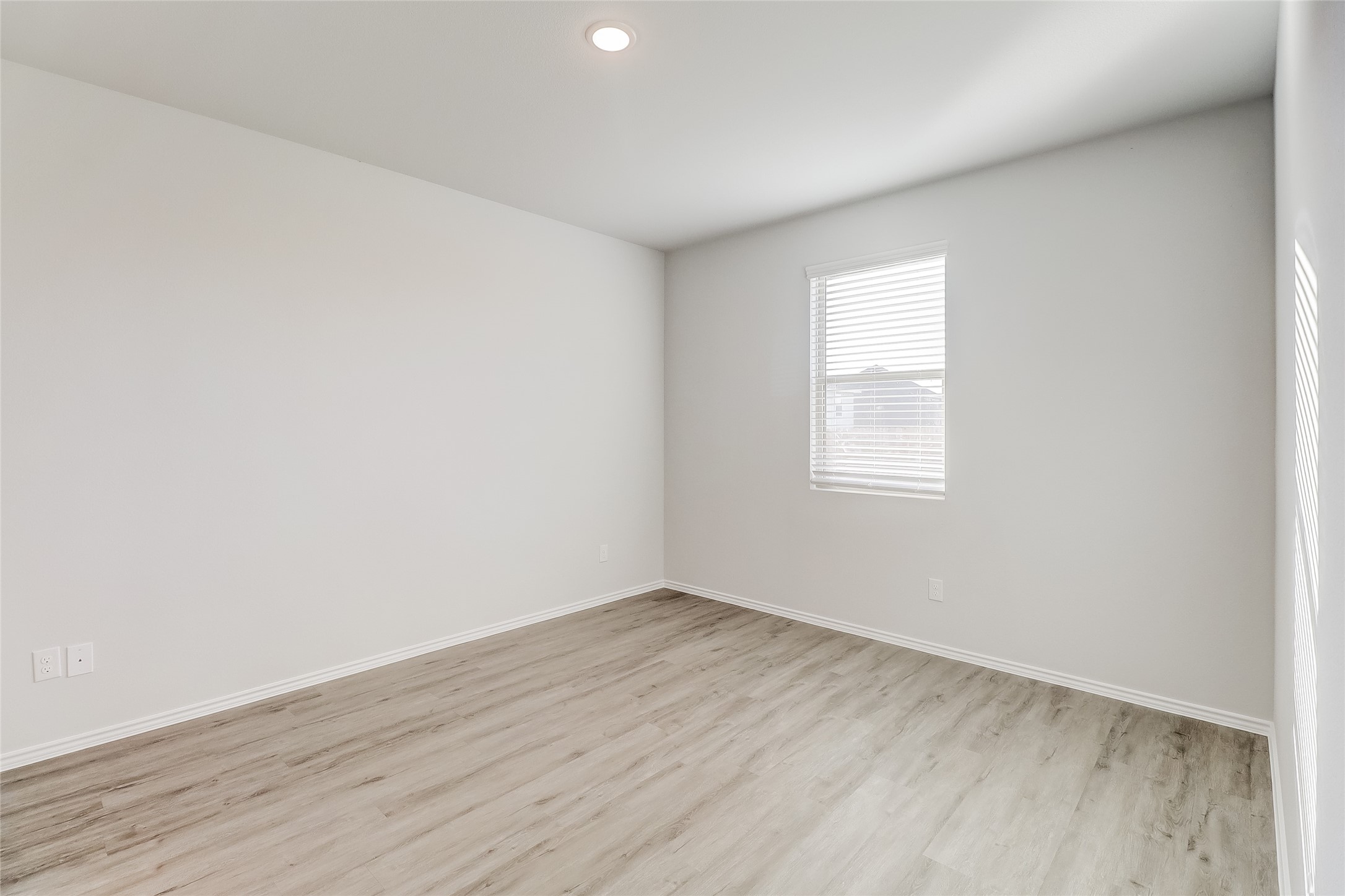 5104 Applegate Drive Fort Worth TX 76119