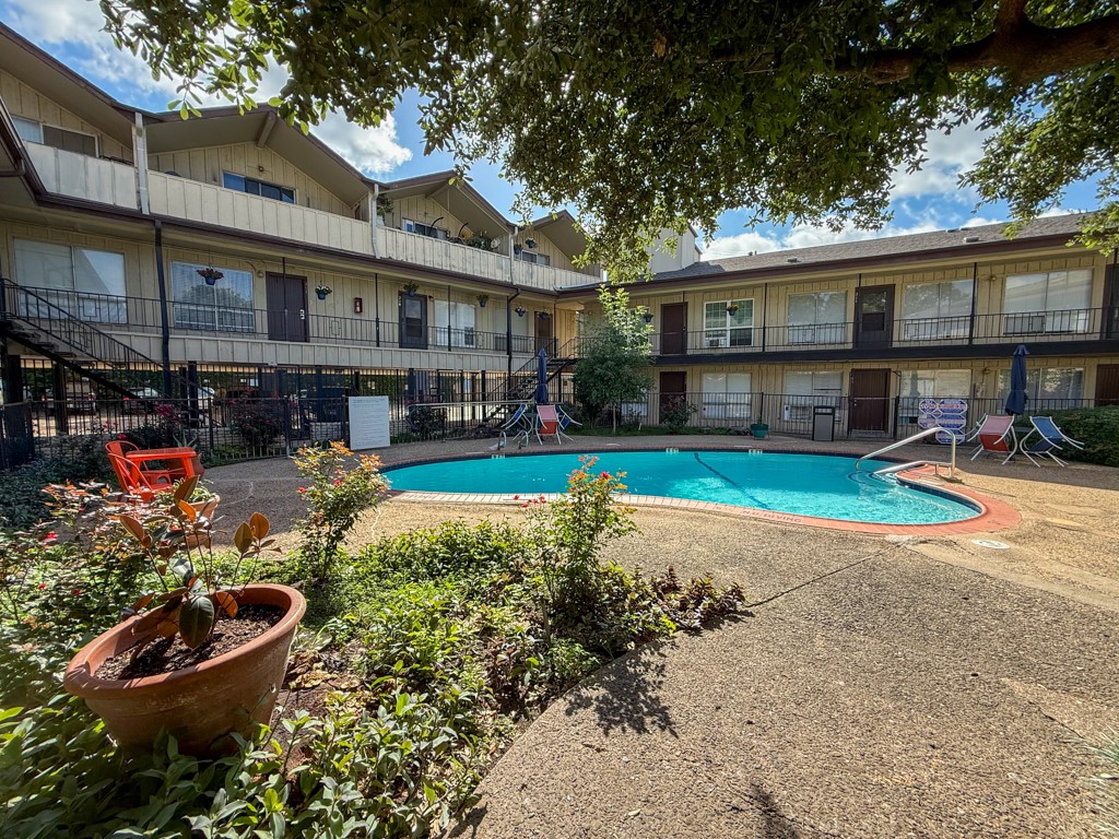 5001 Bowser Avenue Dallas TX 75209