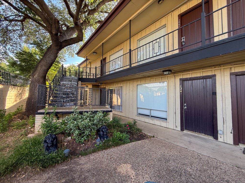 5001 Bowser Avenue Dallas TX 75209