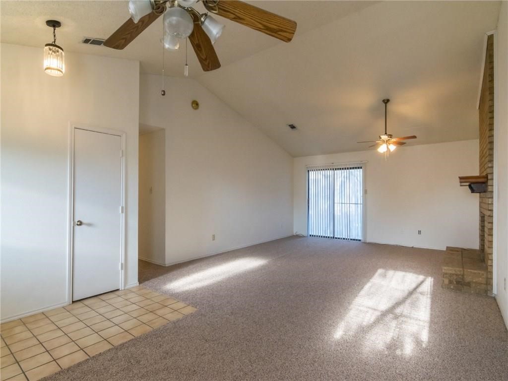 2121 Country Oaks Drive Garland TX 75040
