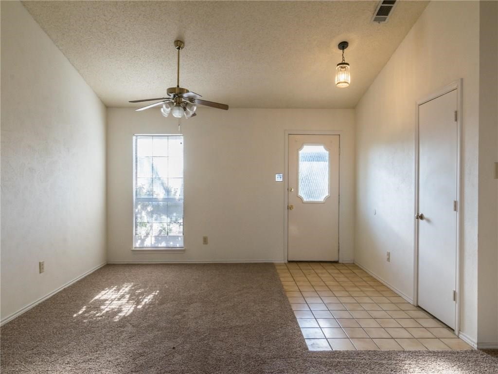 2121 Country Oaks Drive Garland TX 75040