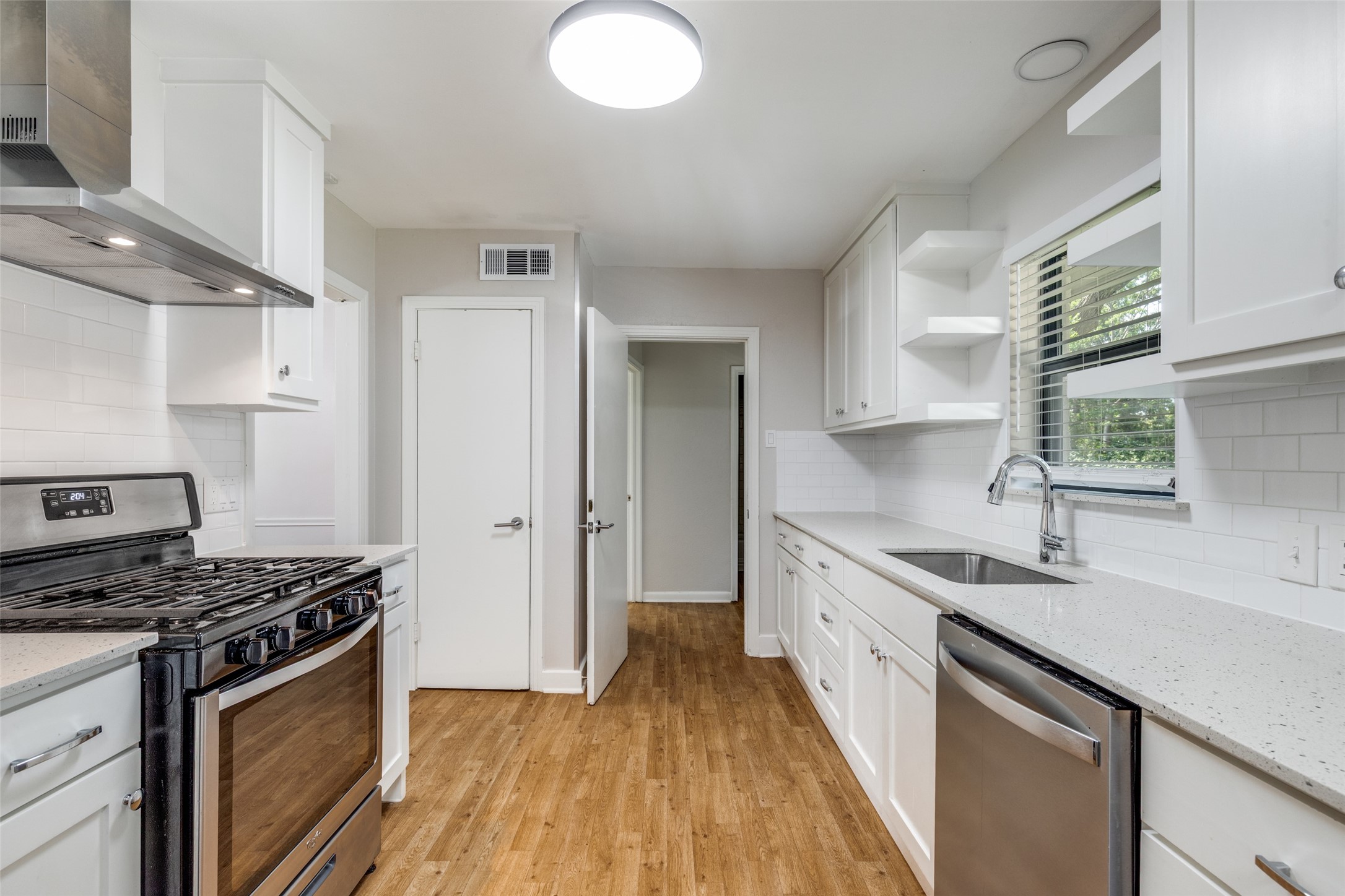 5731 Berkshire Lane Dallas TX 75209