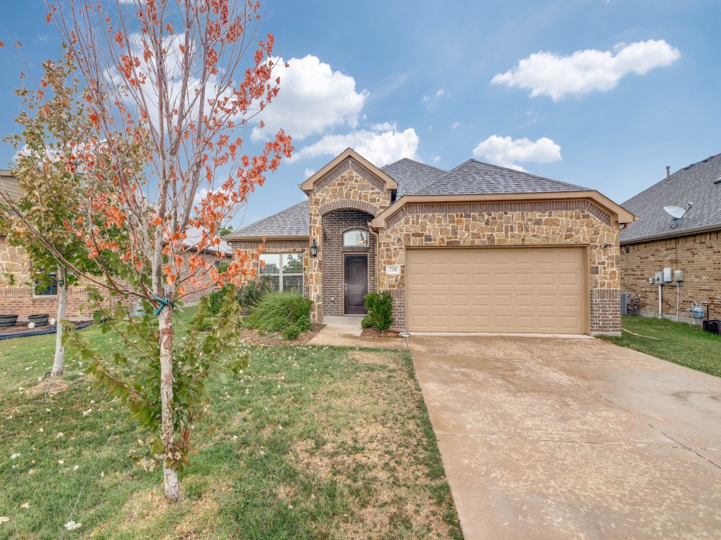 710 Teakwood Drive Greenville TX 75402