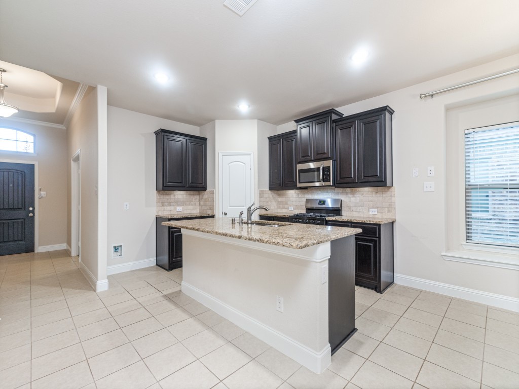 710 Teakwood Drive Greenville TX 75402