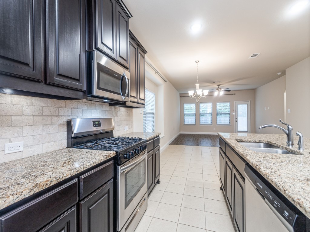710 Teakwood Drive Greenville TX 75402
