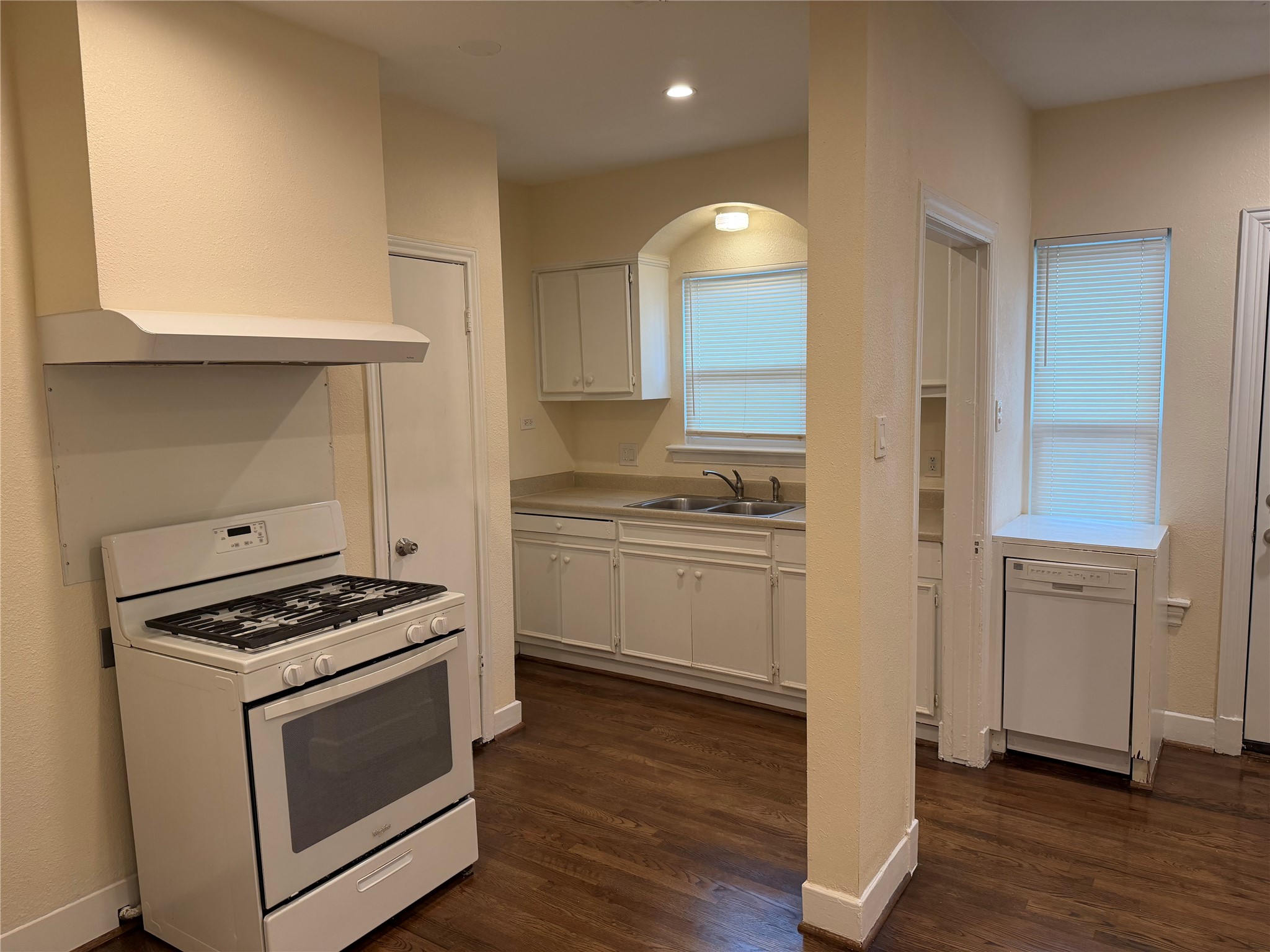 522 Cameron Avenue Dallas TX 75223