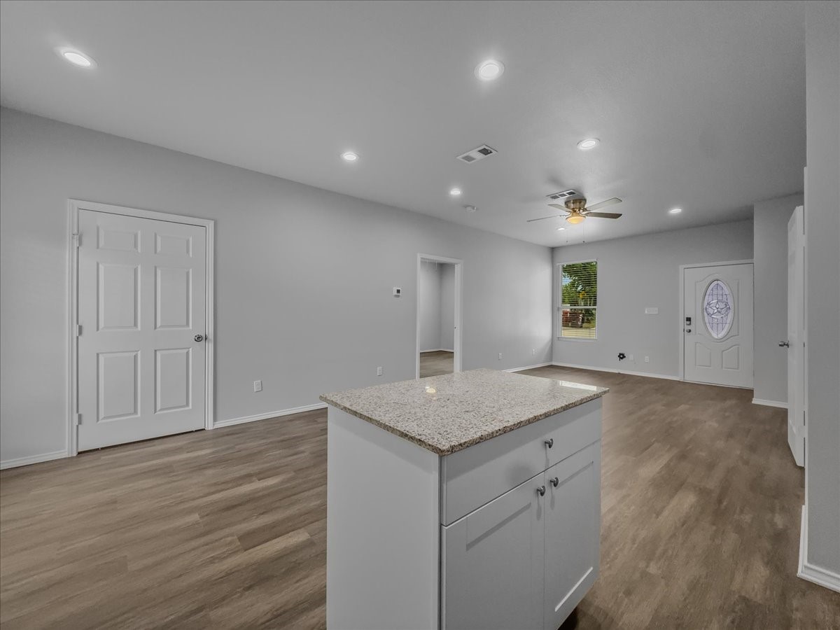 2 Bowling Lane Blue Ridge TX 75424