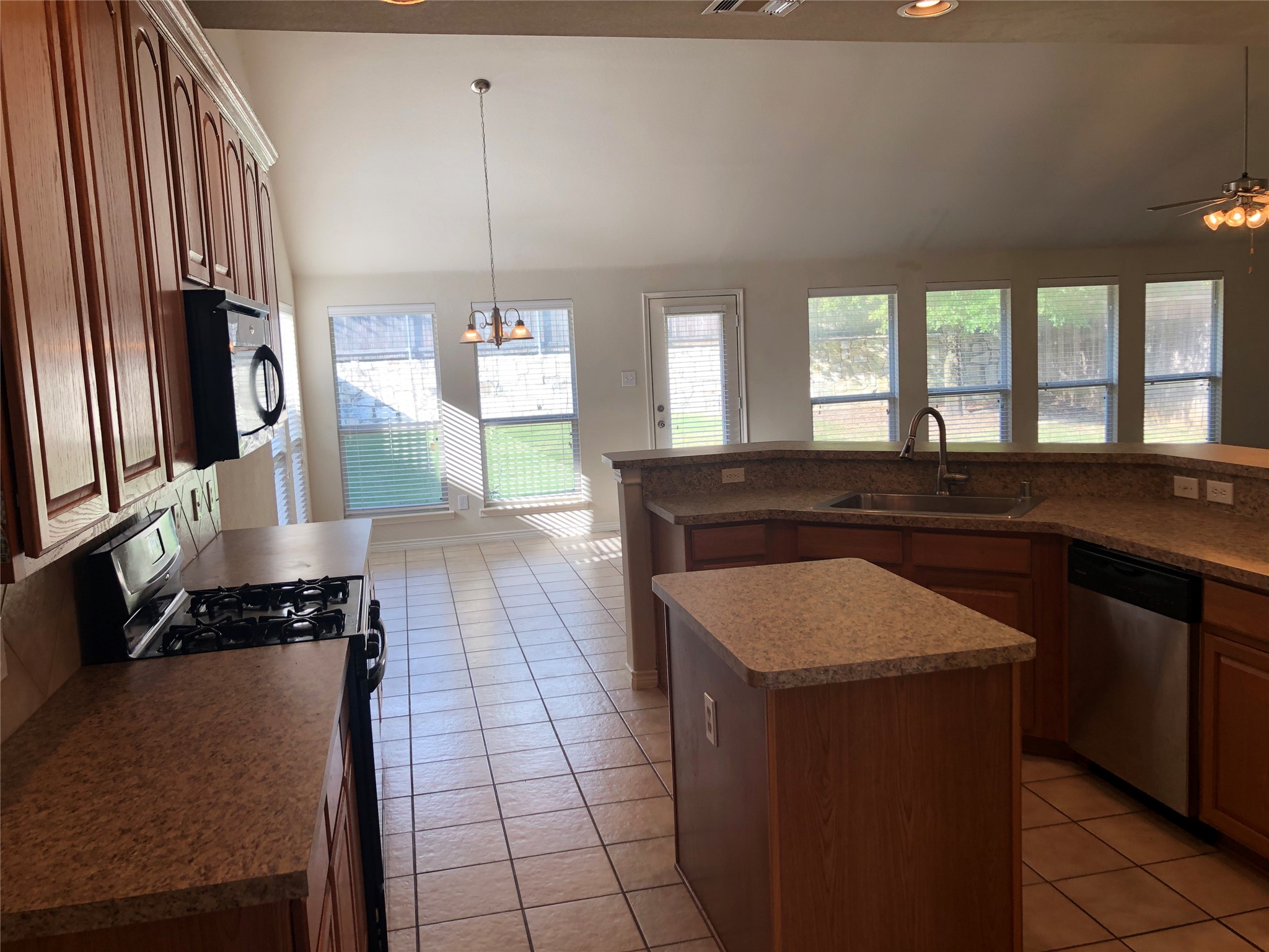 8304 Hitching Trail Mckinney TX 75070