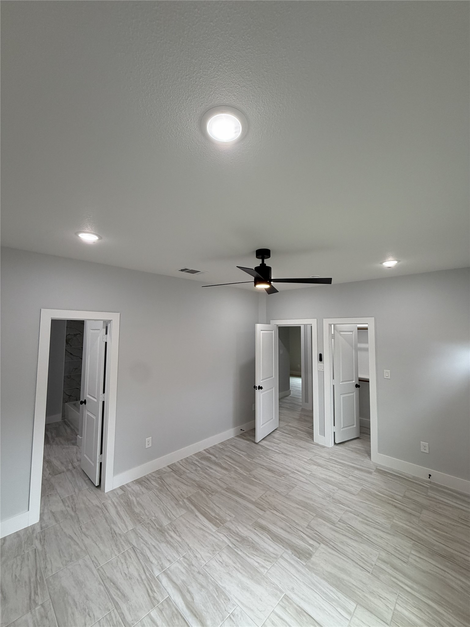 1005 Grandbury Street Cleburne TX 76033