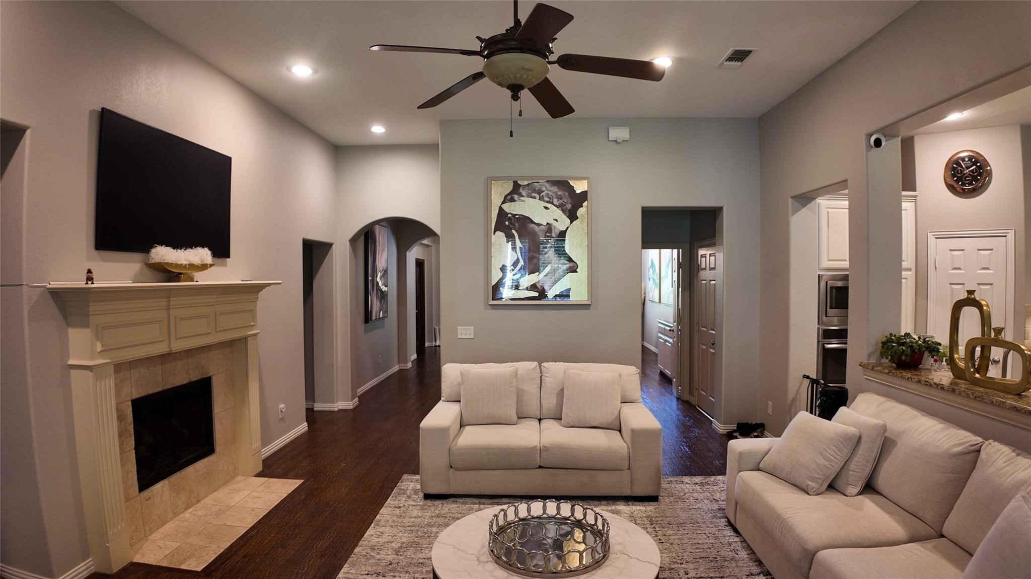 1005 Grandbury Street Cleburne TX 76033