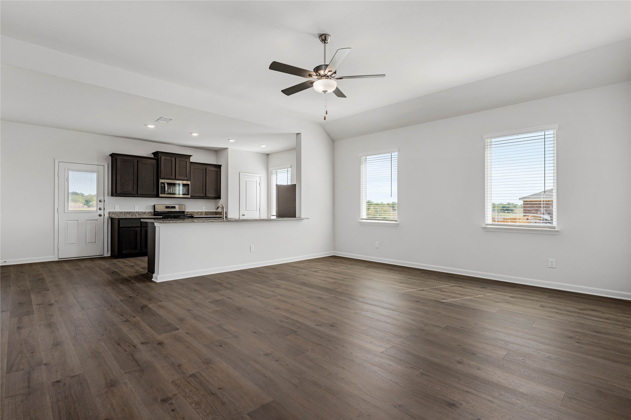 945 Cawthorne Trail Fort Worth TX 76108