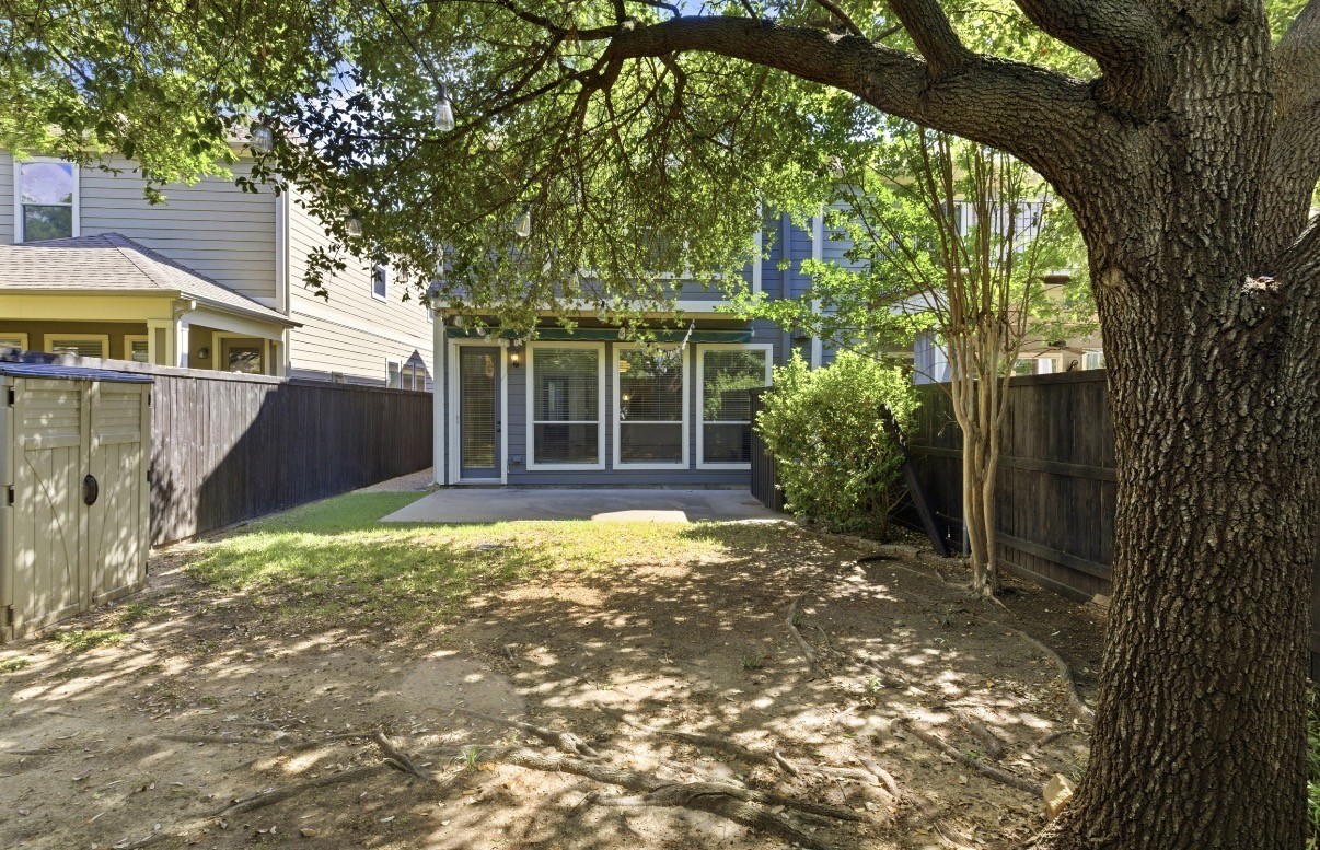 4525 W University Boulevard Dallas TX 75209
