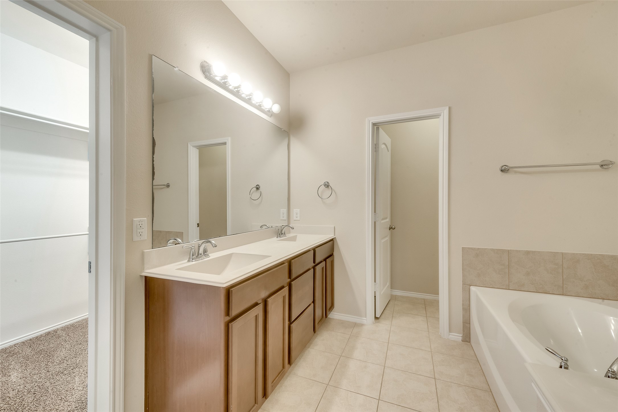 4721 Lazy Oaks Street Fort Worth TX 76244