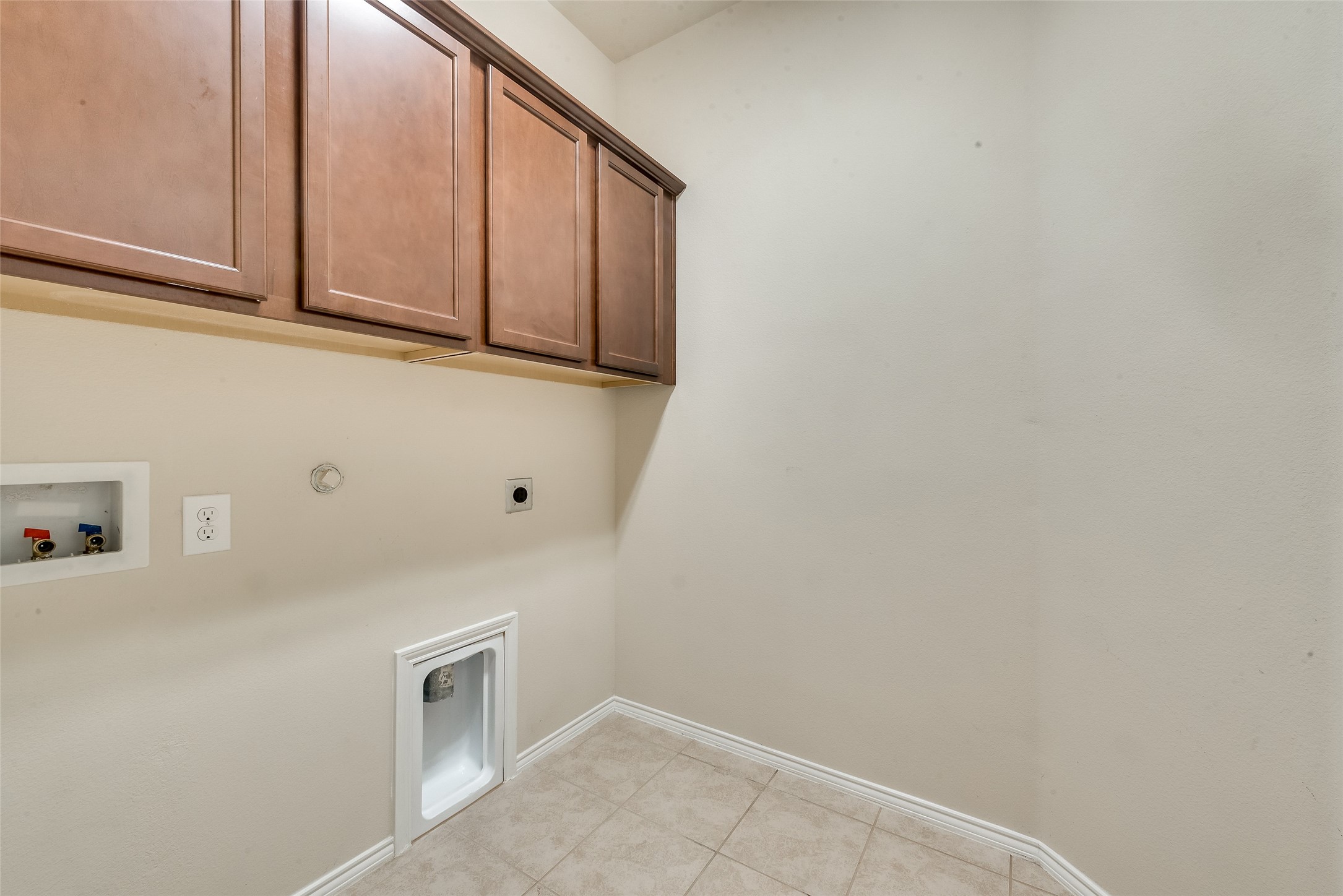 4721 Lazy Oaks Street Fort Worth TX 76244