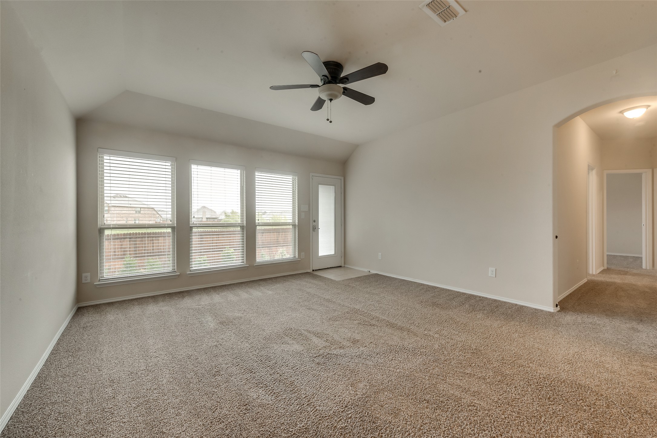 4721 Lazy Oaks Street Fort Worth TX 76244