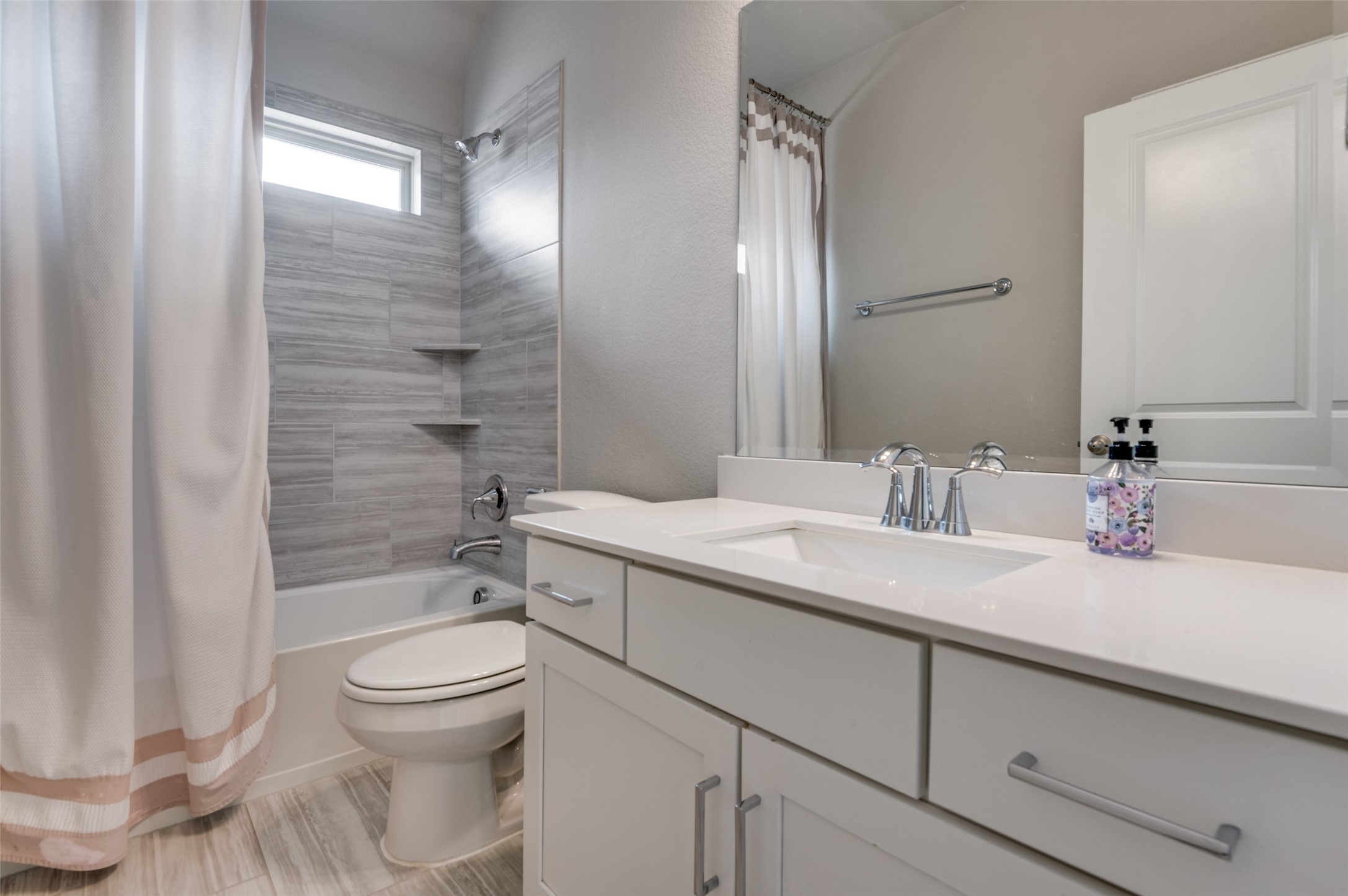 17652 Plumeria Lane Dallas TX 75252