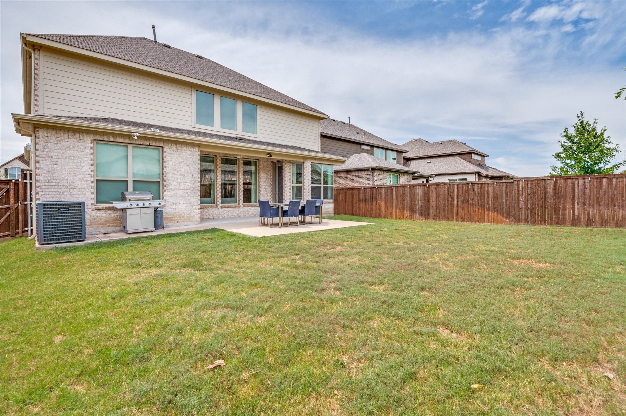 17652 Plumeria Lane Dallas TX 75252