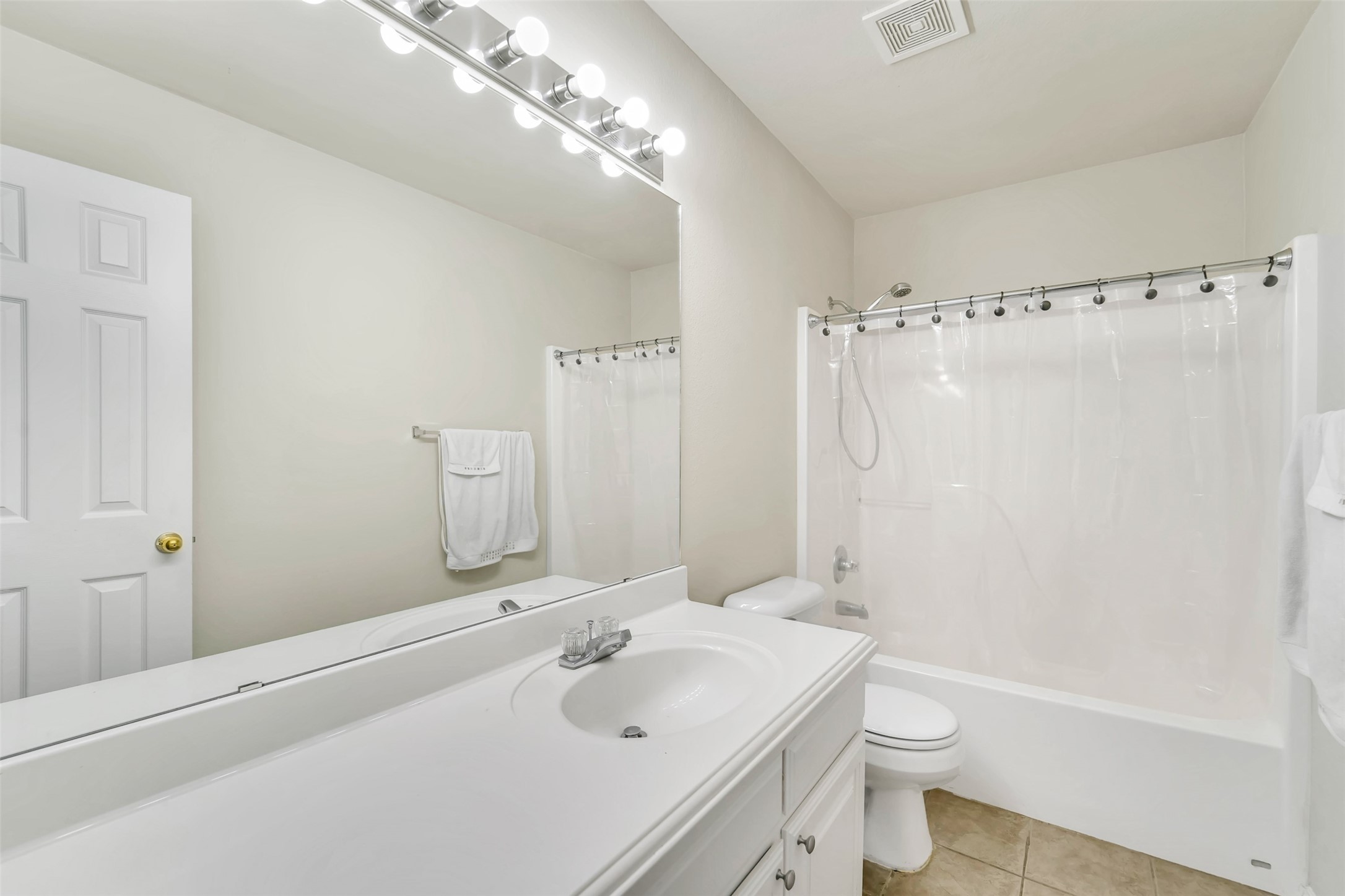 6707 Classen Trail Arlington TX 76002