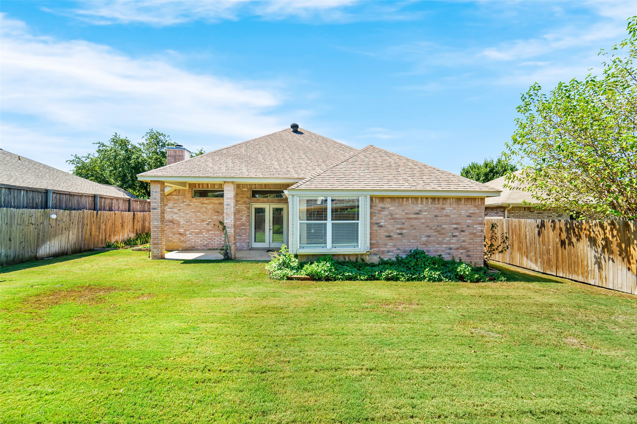 6707 Classen Trail Arlington TX 76002