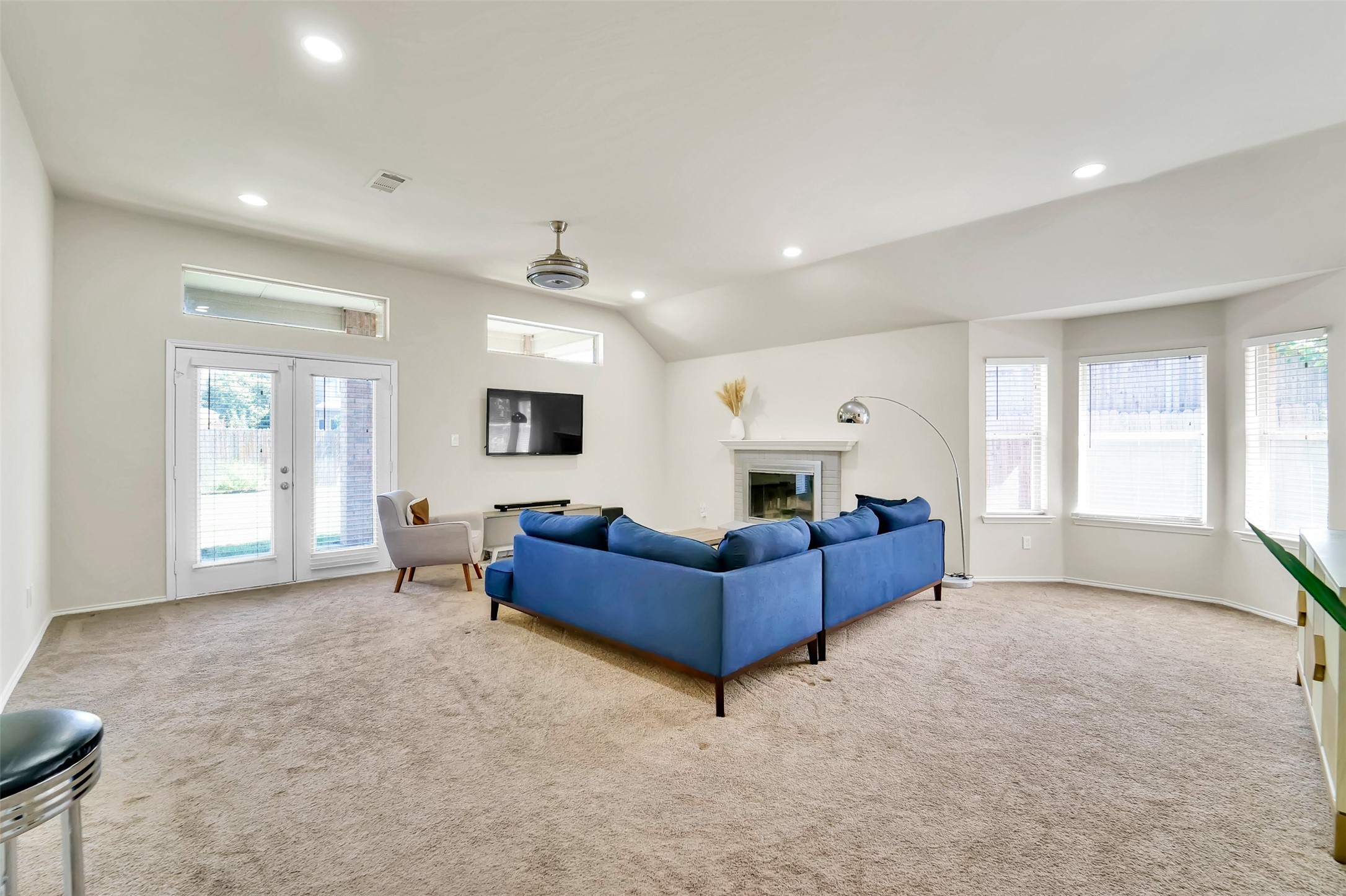 6707 Classen Trail Arlington TX 76002