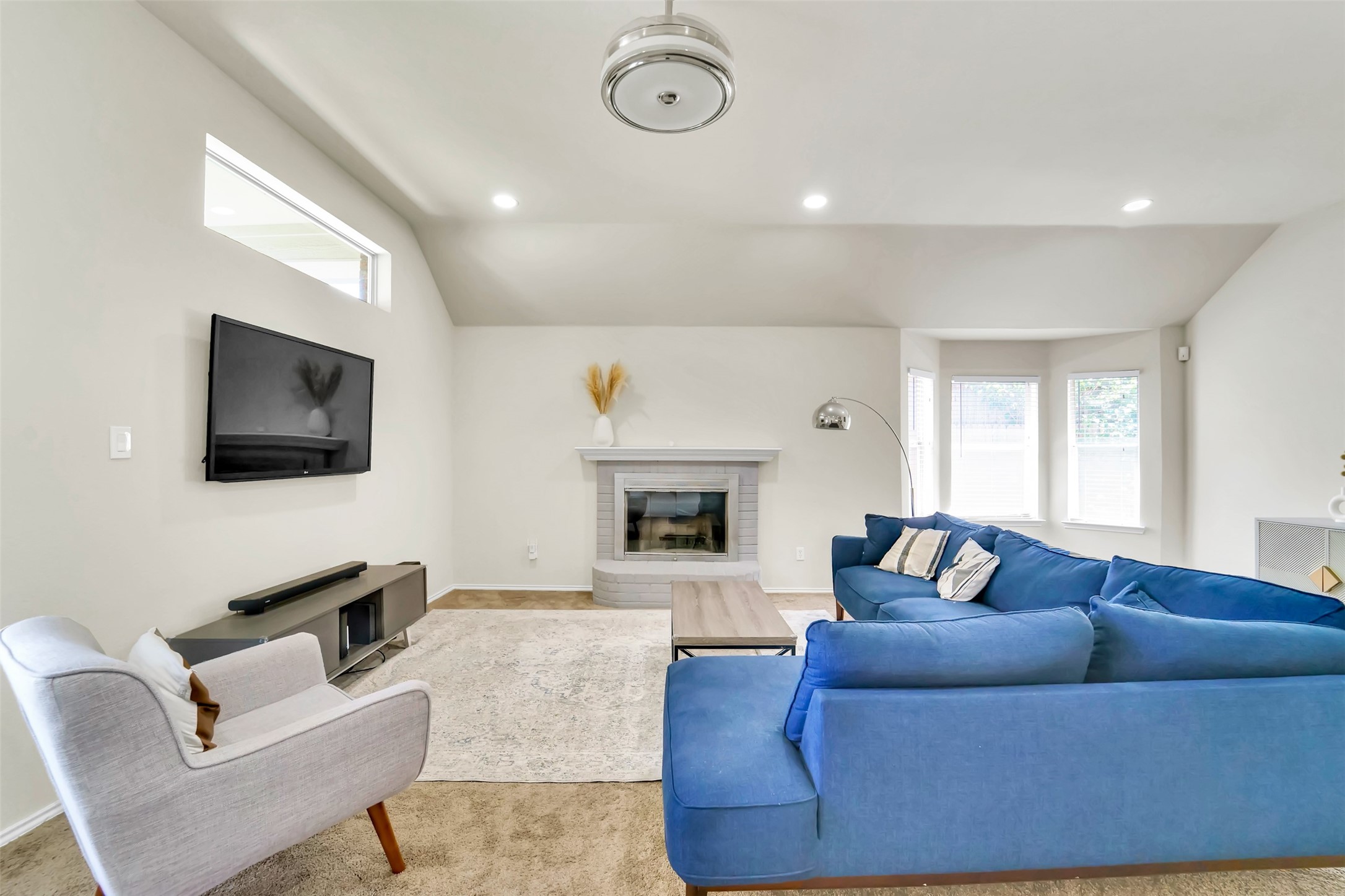 6707 Classen Trail Arlington TX 76002
