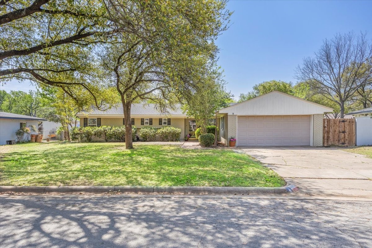 4109 Bilglade Road Fort Worth TX 76109