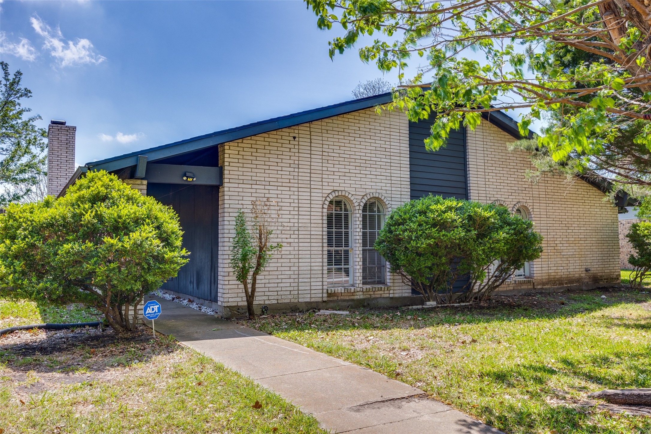 1506 Hindsdale Drive Richardson TX 75081