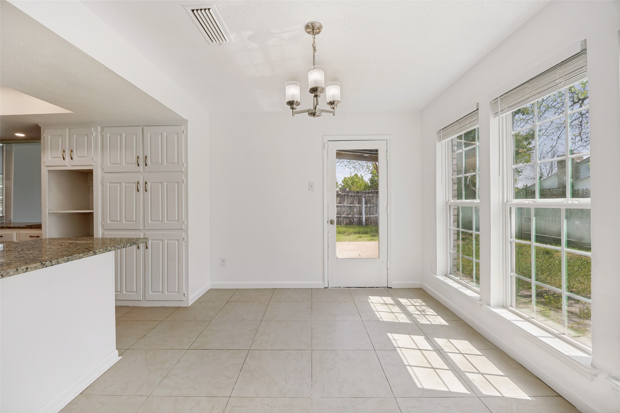 1506 Hindsdale Drive Richardson TX 75081