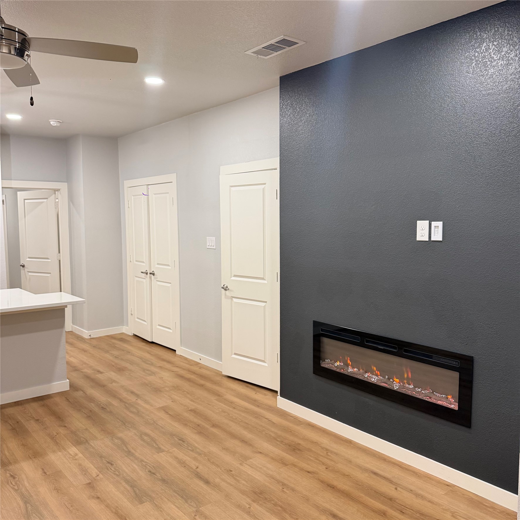 1652 Hudspeth Avenue Dallas TX 75216