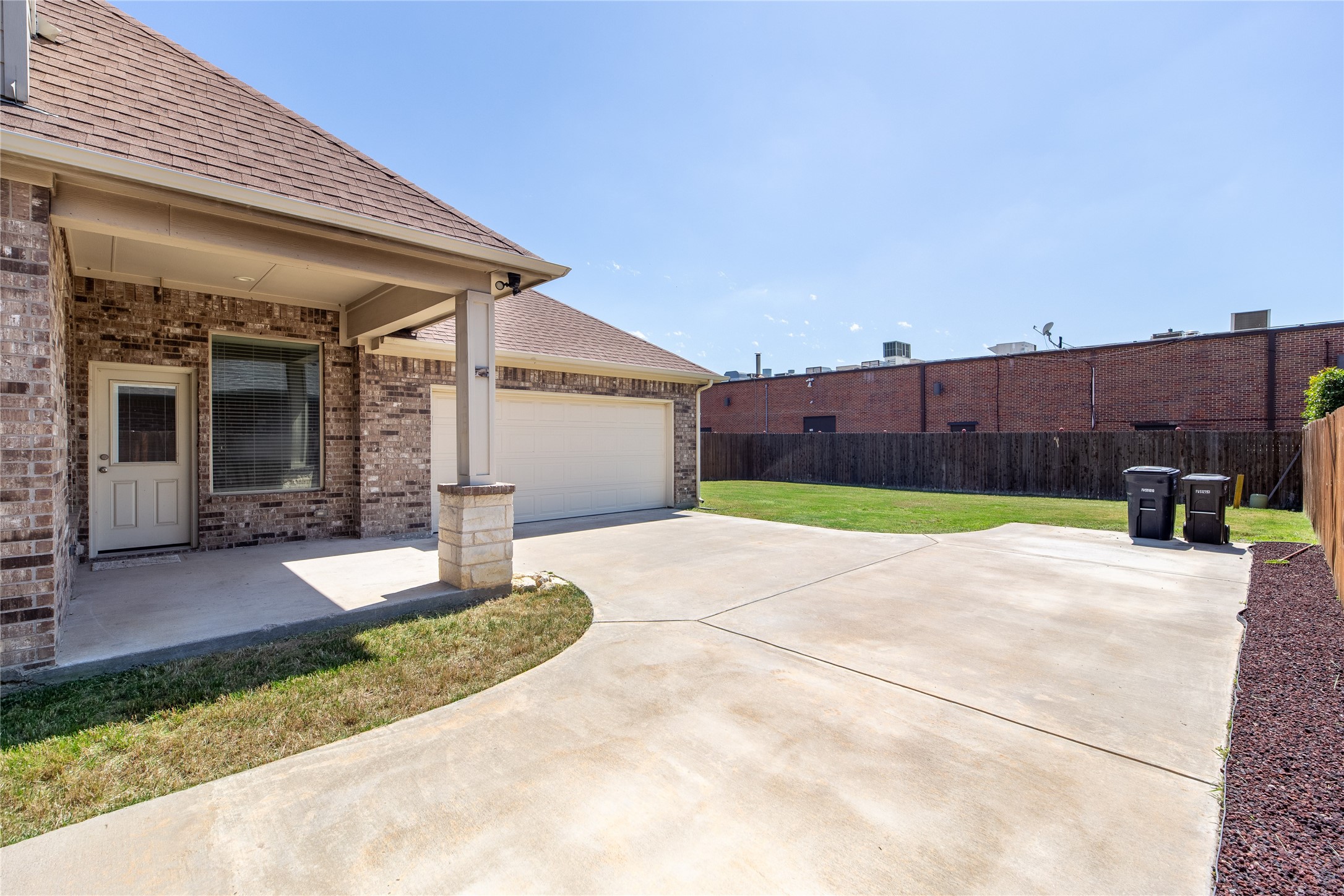 5500 Ledgestone Drive Fort Worth TX 76132