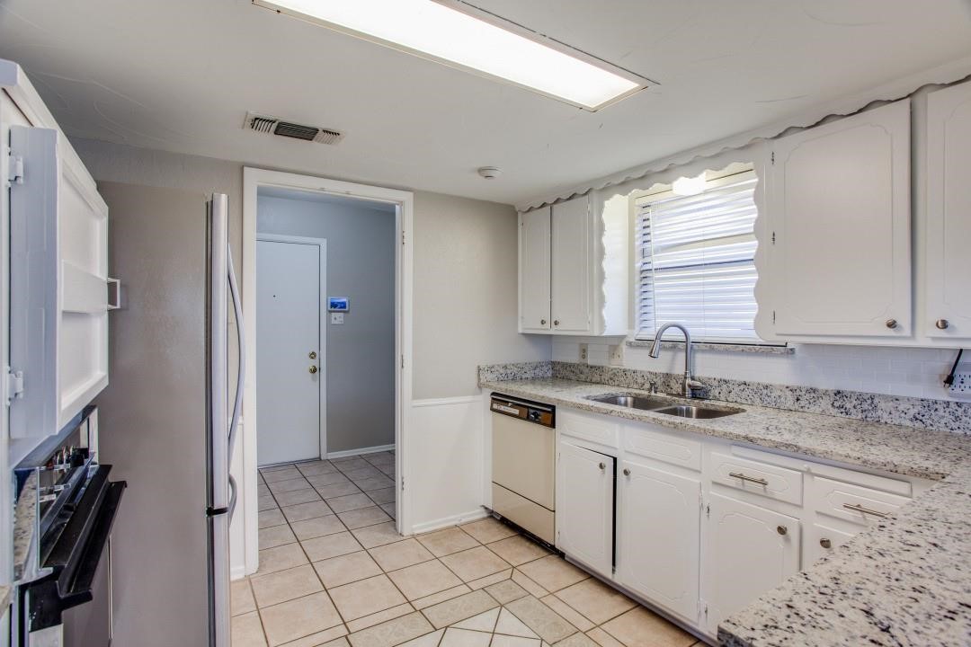 7713 Songbird Lane Fort Worth TX 76133